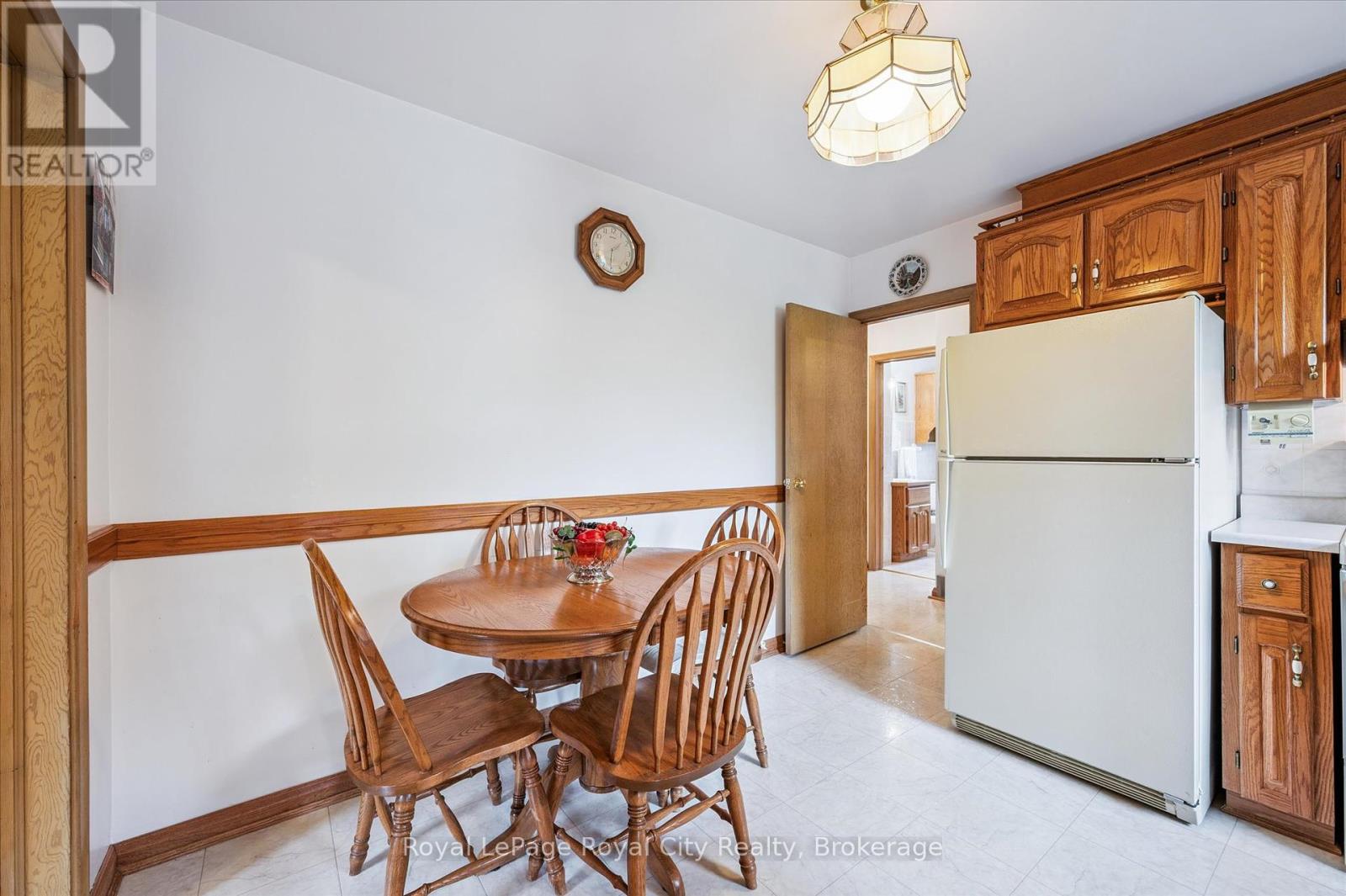 133 Emma Street, Guelph, Ontario  N1E 1V2 - Photo 15 - X12427972