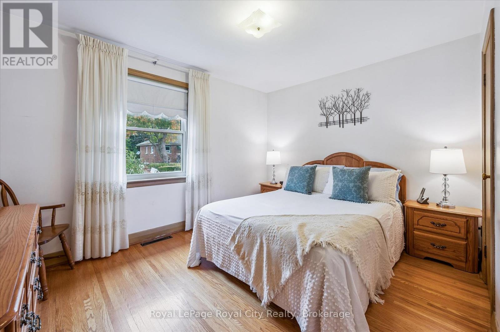 133 Emma Street, Guelph, Ontario  N1E 1V2 - Photo 20 - X12427972