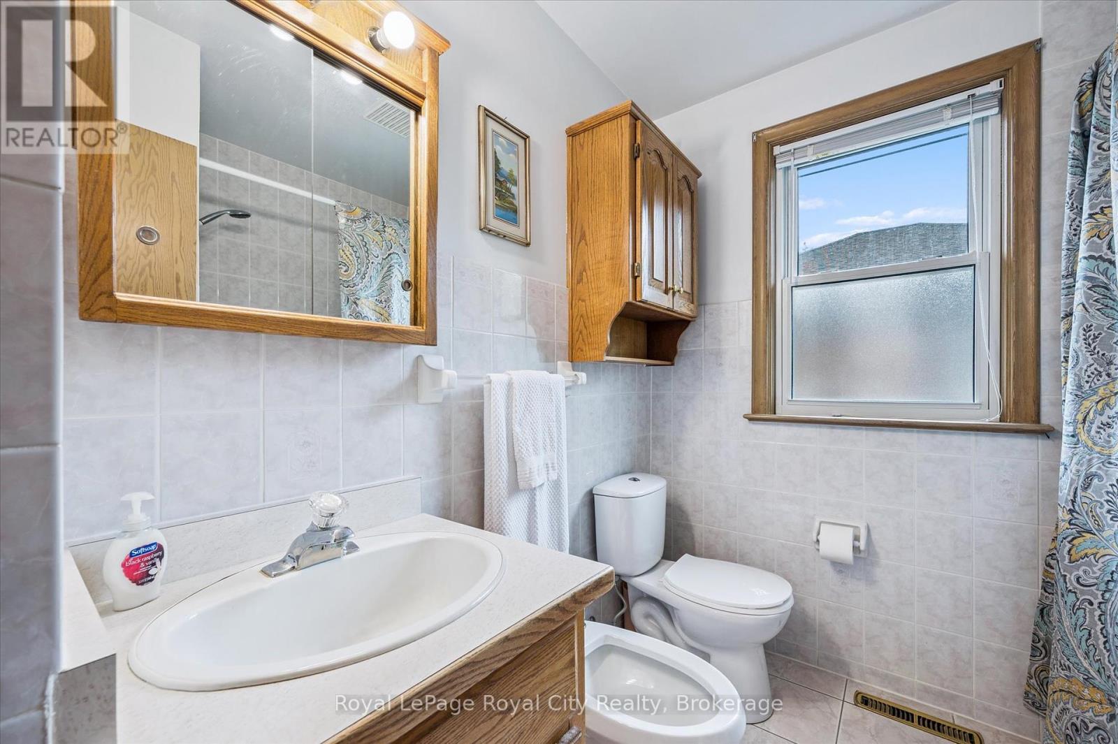 133 Emma Street, Guelph, Ontario  N1E 1V2 - Photo 22 - X12427972
