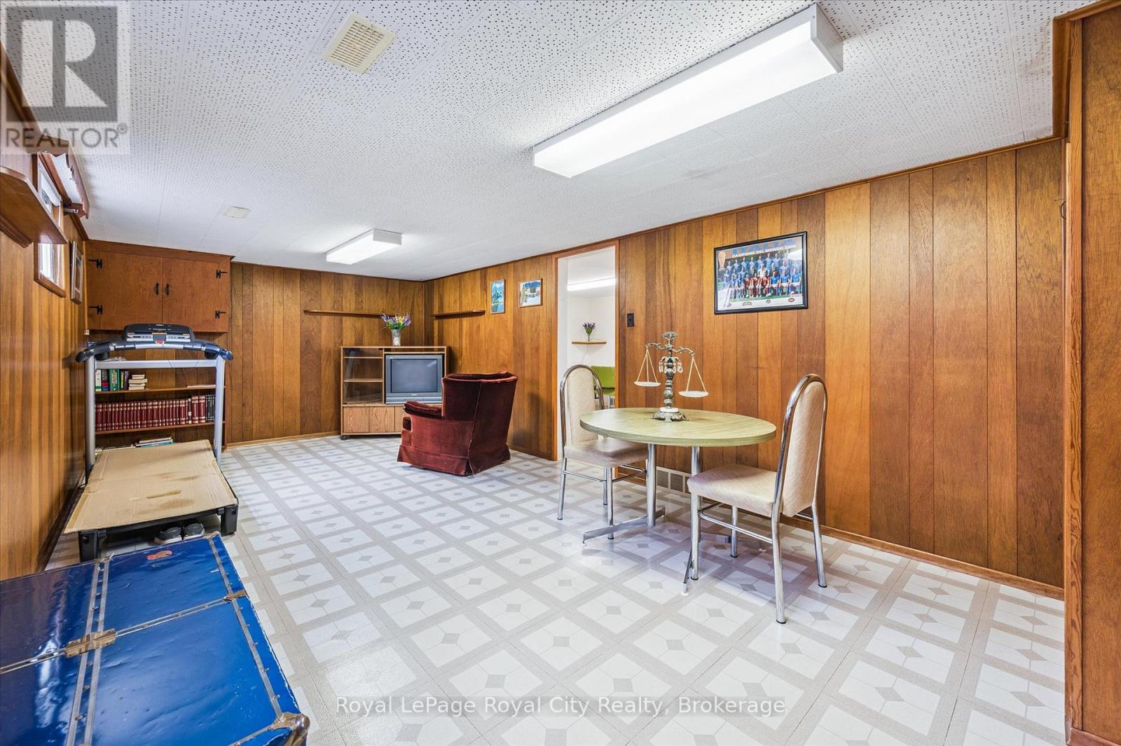 133 Emma Street, Guelph, Ontario  N1E 1V2 - Photo 25 - X12427972