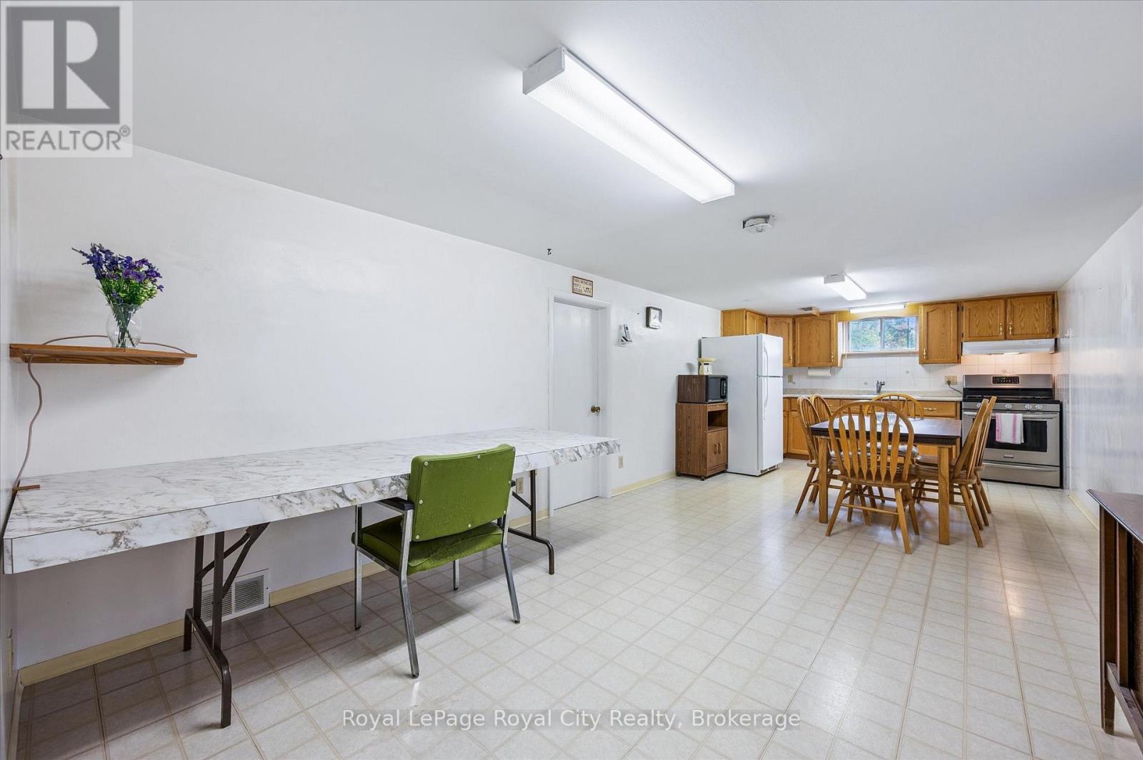 133 Emma Street, Guelph, Ontario  N1E 1V2 - Photo 28 - X12427972