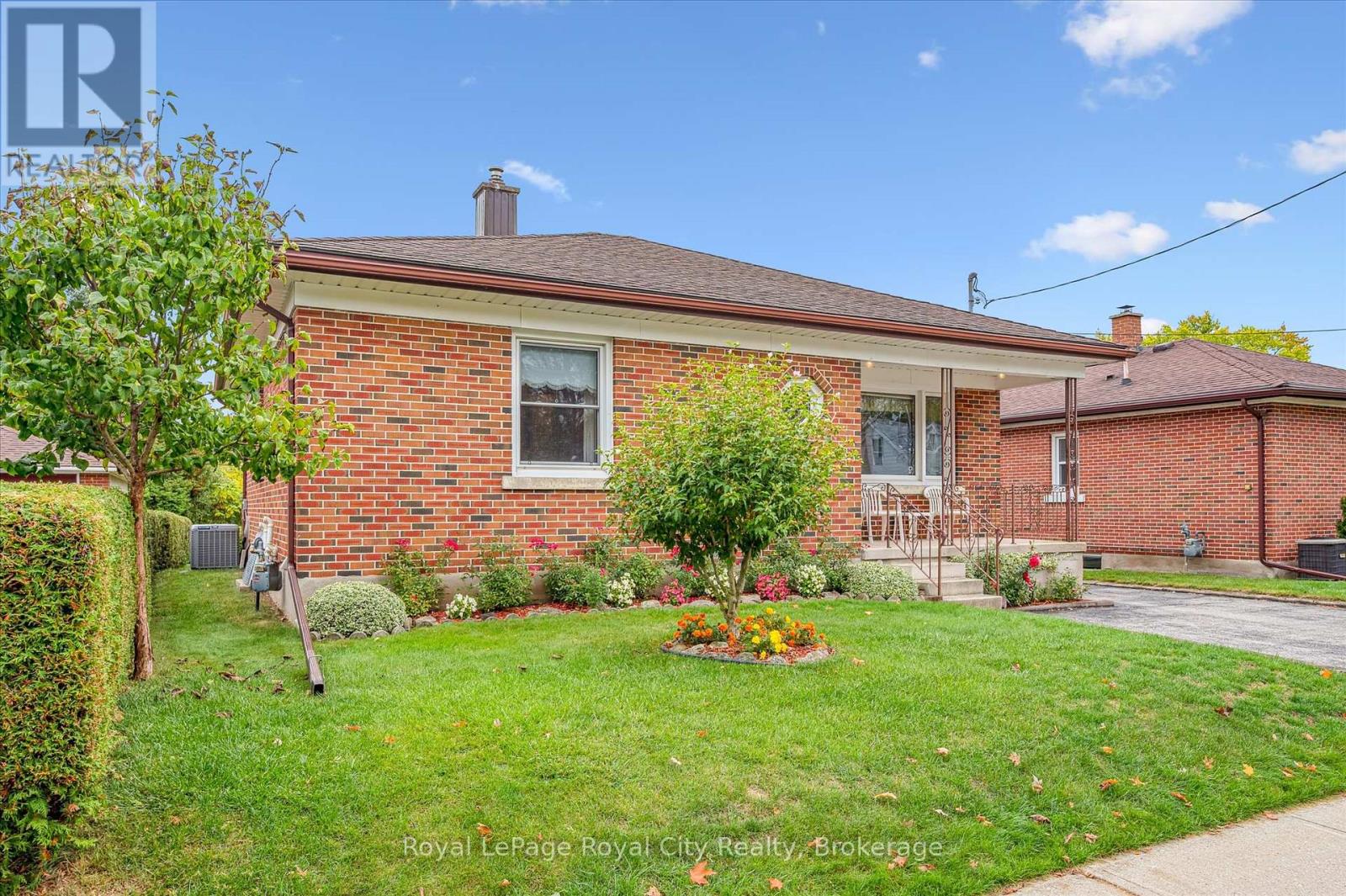 133 Emma Street, Guelph, Ontario  N1E 1V2 - Photo 4 - X12427972