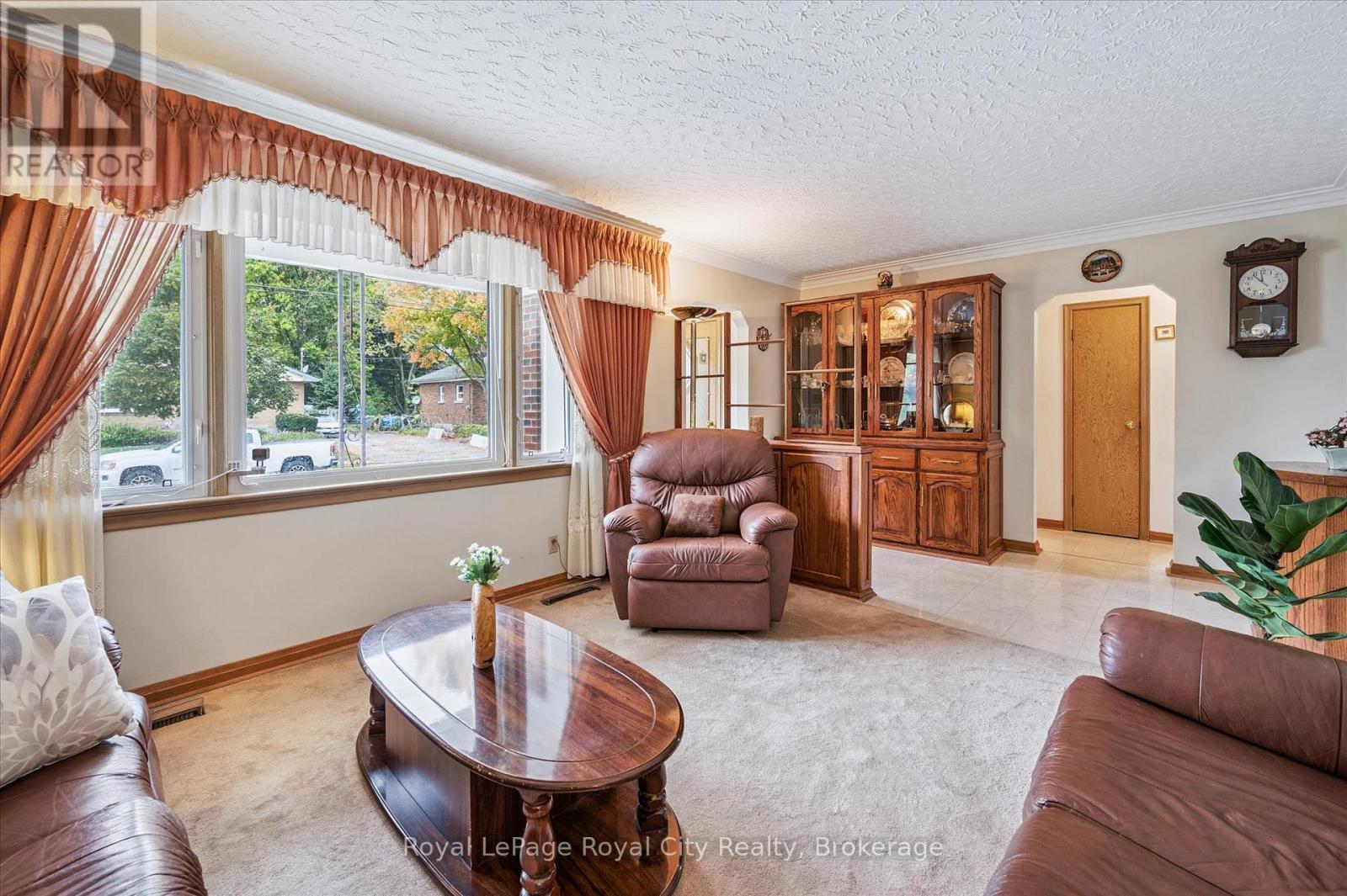 133 Emma Street, Guelph, Ontario  N1E 1V2 - Photo 9 - X12427972