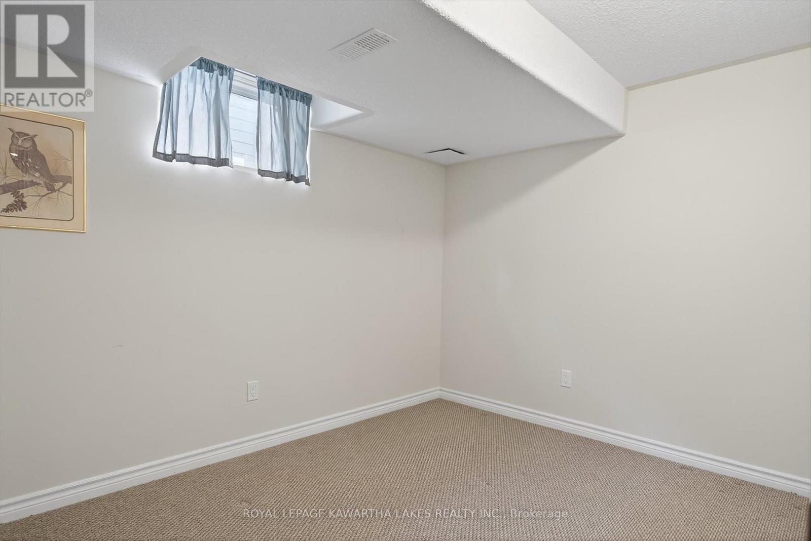 26 Chadwin Drive, Kawartha Lakes, Ontario  K9V 0E9 - Photo 24 - X12427987