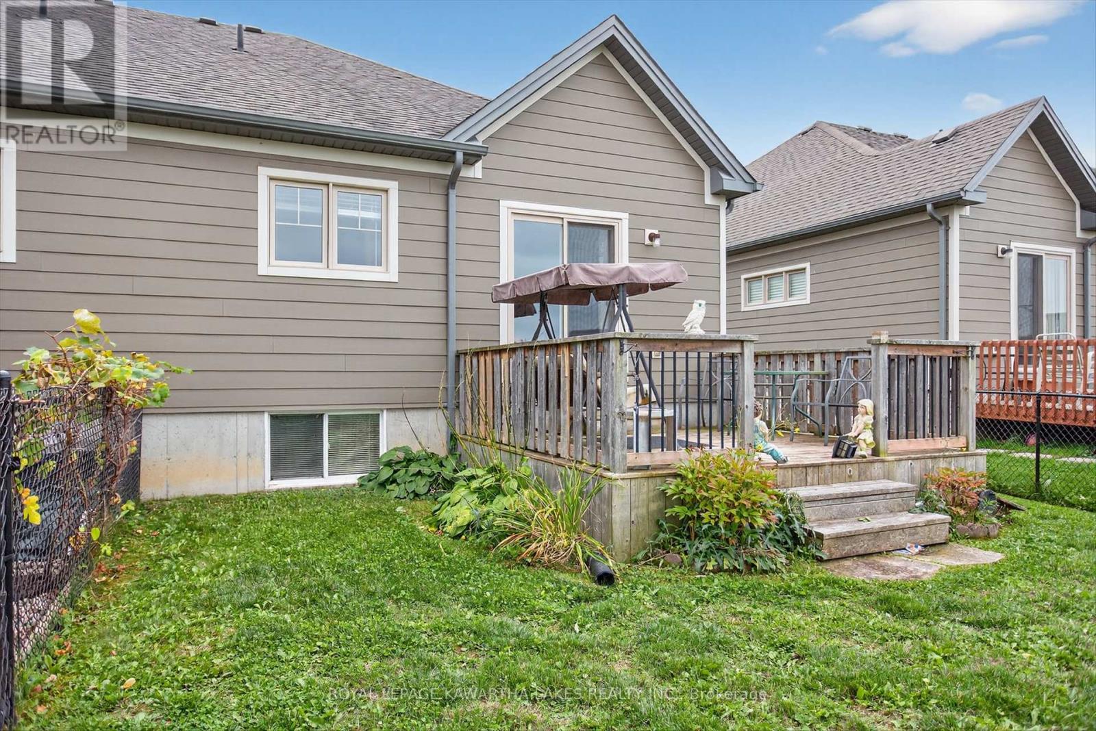 26 Chadwin Drive, Kawartha Lakes, Ontario  K9V 0E9 - Photo 30 - X12427987