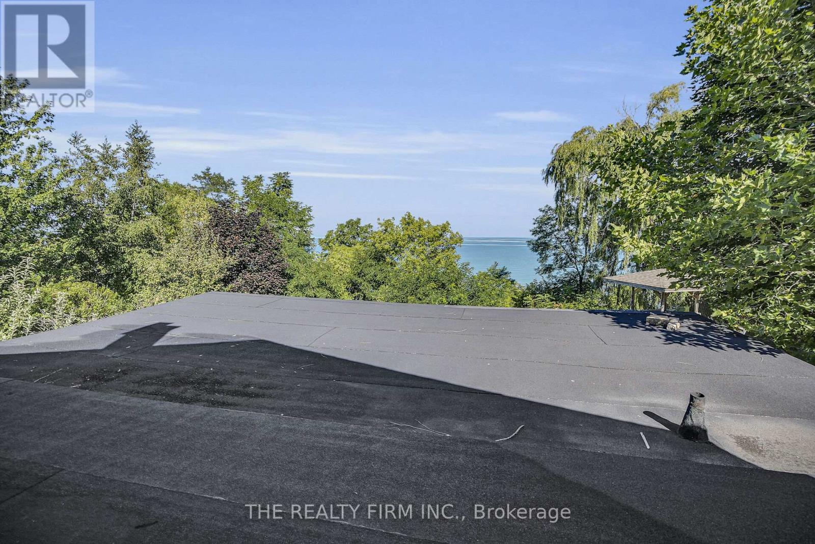3692 Beverly Glen, Plympton-Wyoming, Ontario  N0N 1E0 - Photo 28 - X12427983