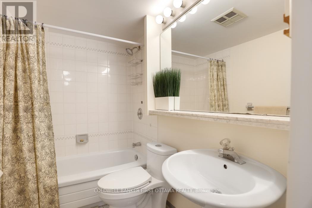 303 - 939 North River Road, Ottawa, Ontario  K1K 3V2 - Photo 26 - X12427976