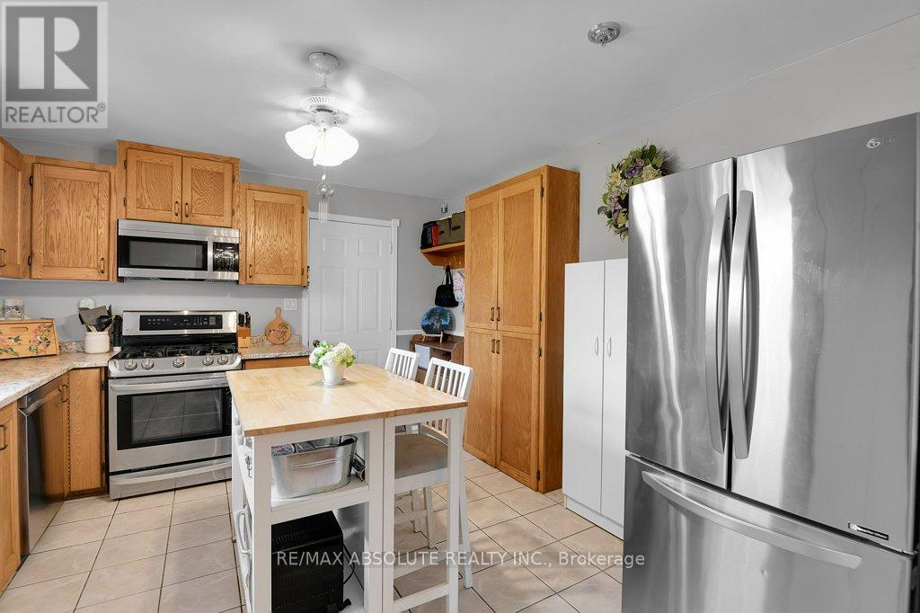 684 County 44 Road, North Grenville, Ontario  K0G 1J0 - Photo 12 - X12427986