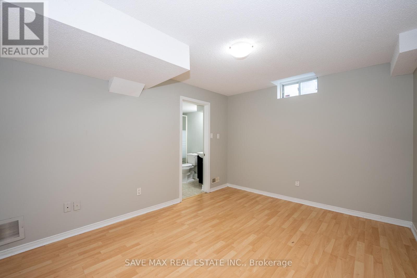 33 Heathwood Drive, Brampton, Ontario  L7A 1Y6 - Photo 28 - W12427966