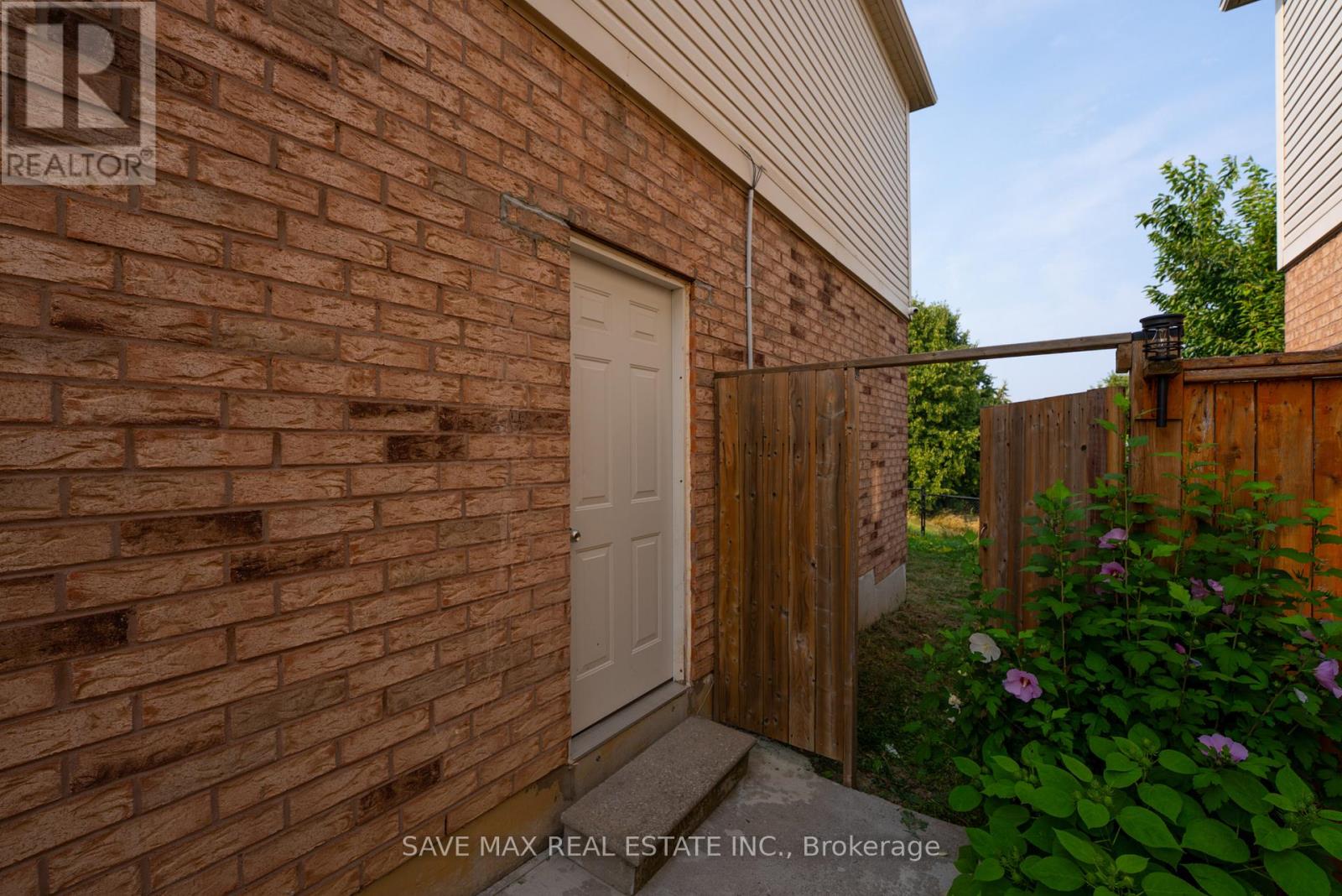 33 Heathwood Drive, Brampton, Ontario  L7A 1Y6 - Photo 40 - W12427966