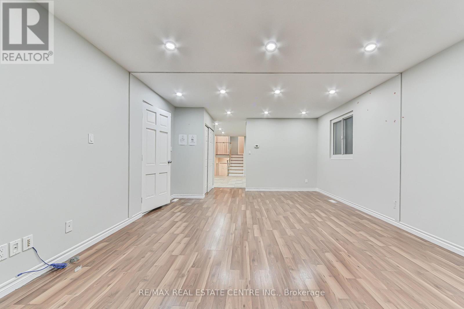 17 Shirley Street, Orangeville, Ontario  L9W 2T3 - Photo 7 - W12423422