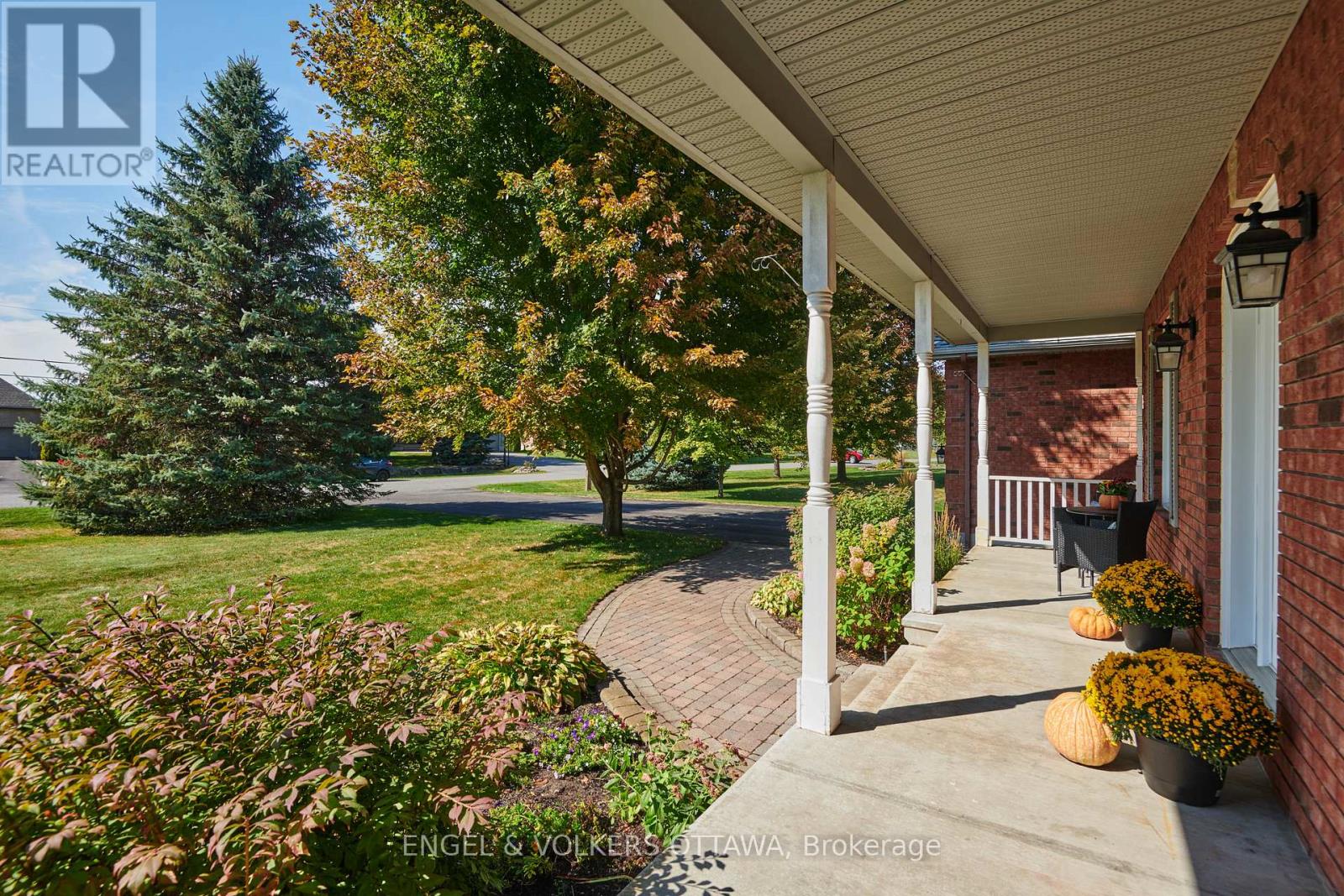 1491 Stableview Way, Ottawa, Ontario  K4P 1P2 - Photo 3 - X12426431