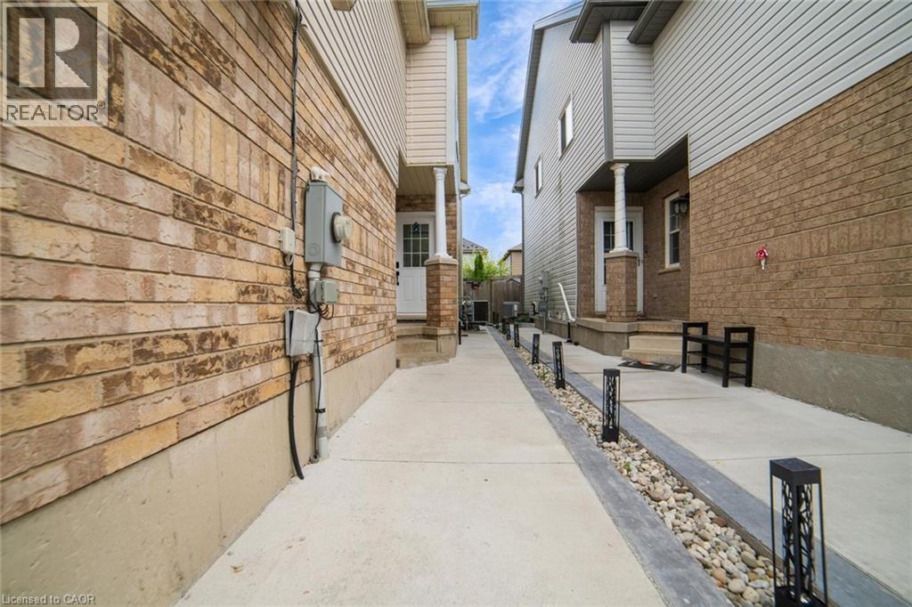 56 Verona Street, Kitchener, Ontario  N2R 1T9 - Photo 6 - 40772785