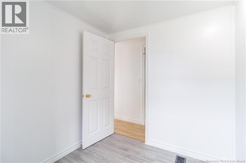 166 Evergreen Street, Fredericton, New Brunswick  E3B 6N5 - Photo 15 - NB127140