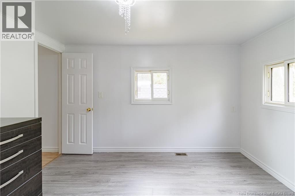 166 Evergreen Street, Fredericton, New Brunswick  E3B 6N5 - Photo 18 - NB127140