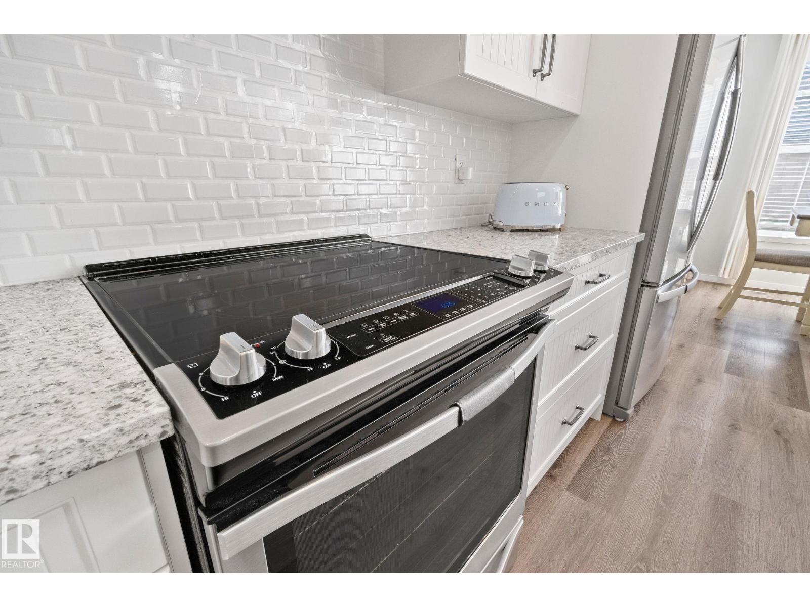 1093 Secord Promenade Pm Nw, Edmonton, Alberta  T5T 1N1 - Photo 3 - E4459602