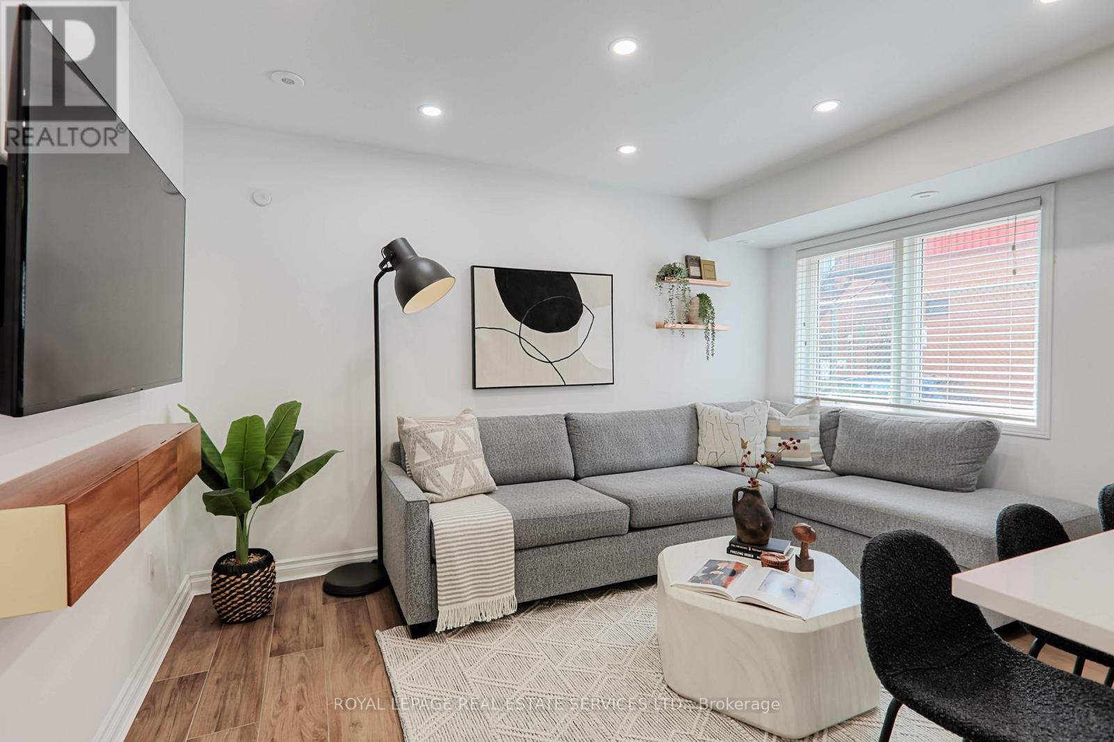 113 - 40 Merchant Lane, Toronto, Ontario  M6P 4J6 - Photo 11 - C12428002