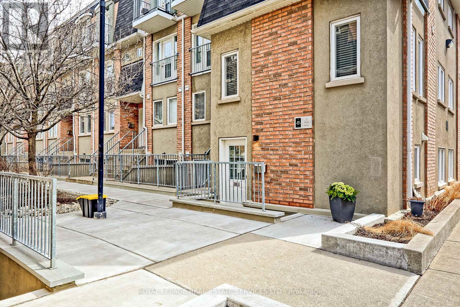 113 - 40 Merchant Lane, Toronto, Ontario  M6P 4J6 - Photo 2 - C12428002