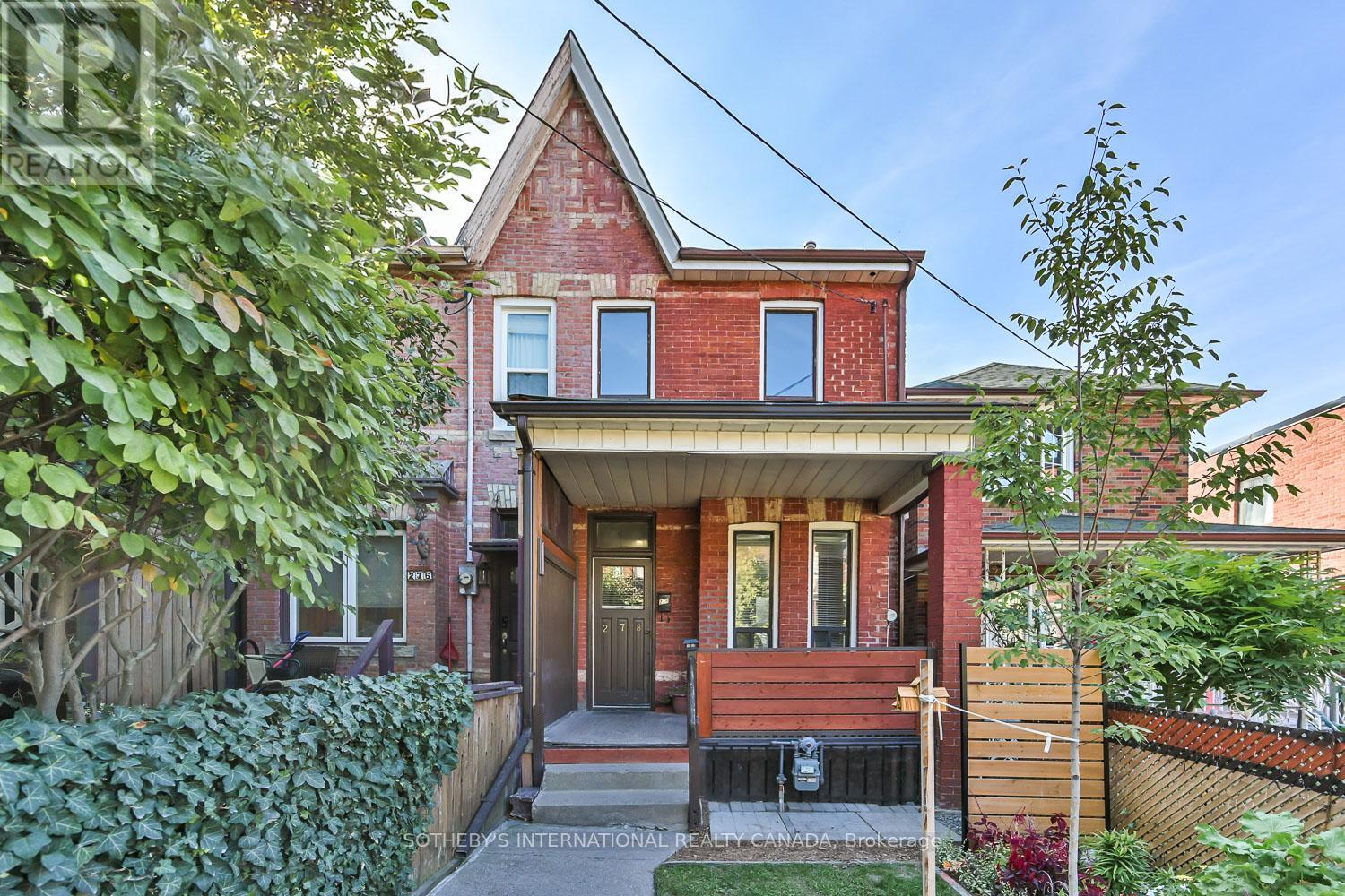 278 Clinton Street, Toronto, Ontario  M6G 2Y6 - Photo 2 - C12428005