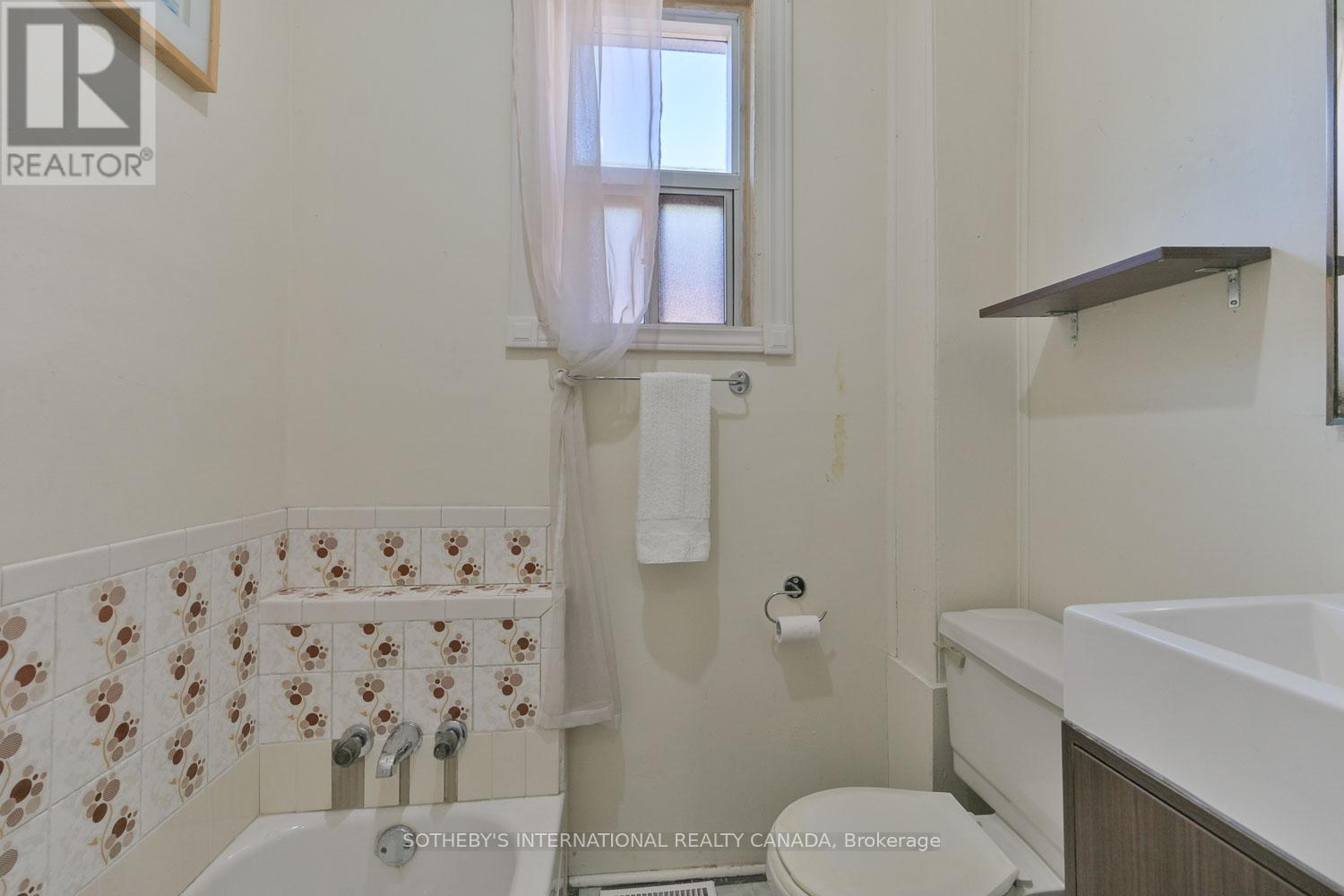 278 Clinton Street, Toronto, Ontario  M6G 2Y6 - Photo 23 - C12428005