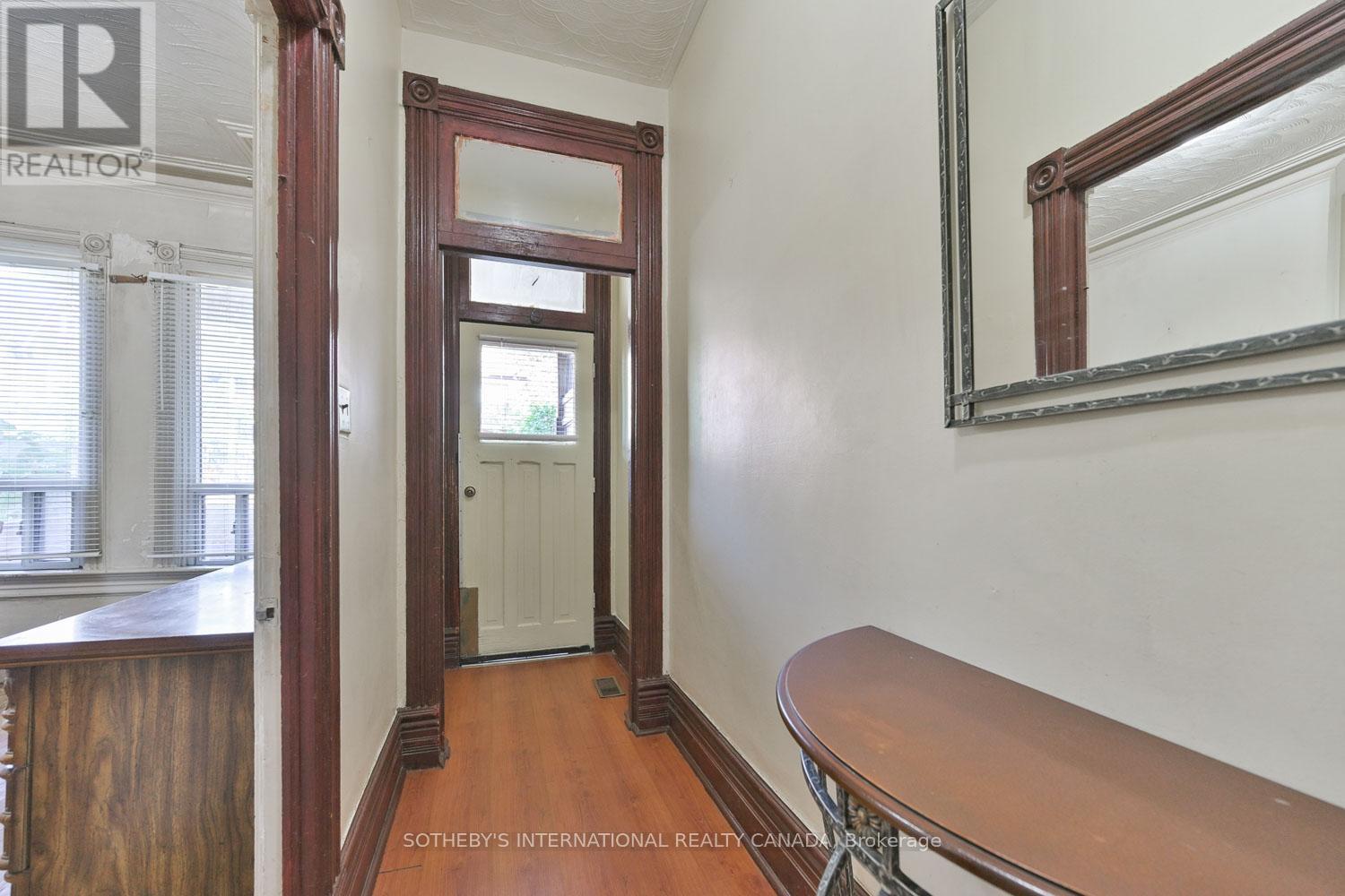278 Clinton Street, Toronto, Ontario  M6G 2Y6 - Photo 5 - C12428005