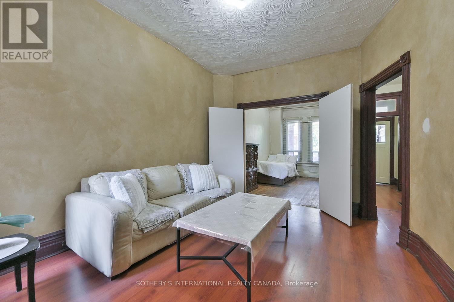 278 Clinton Street, Toronto, Ontario  M6G 2Y6 - Photo 7 - C12428005