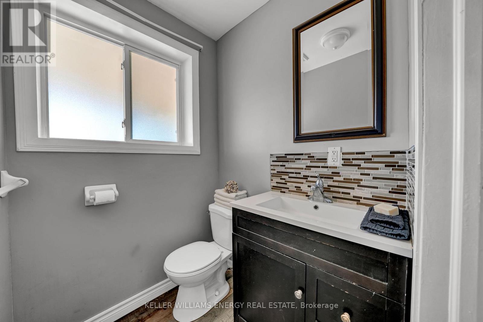 525 Fry Road, Prince Edward County, Ontario  K0K 2T0 - Photo 10 - X12428022