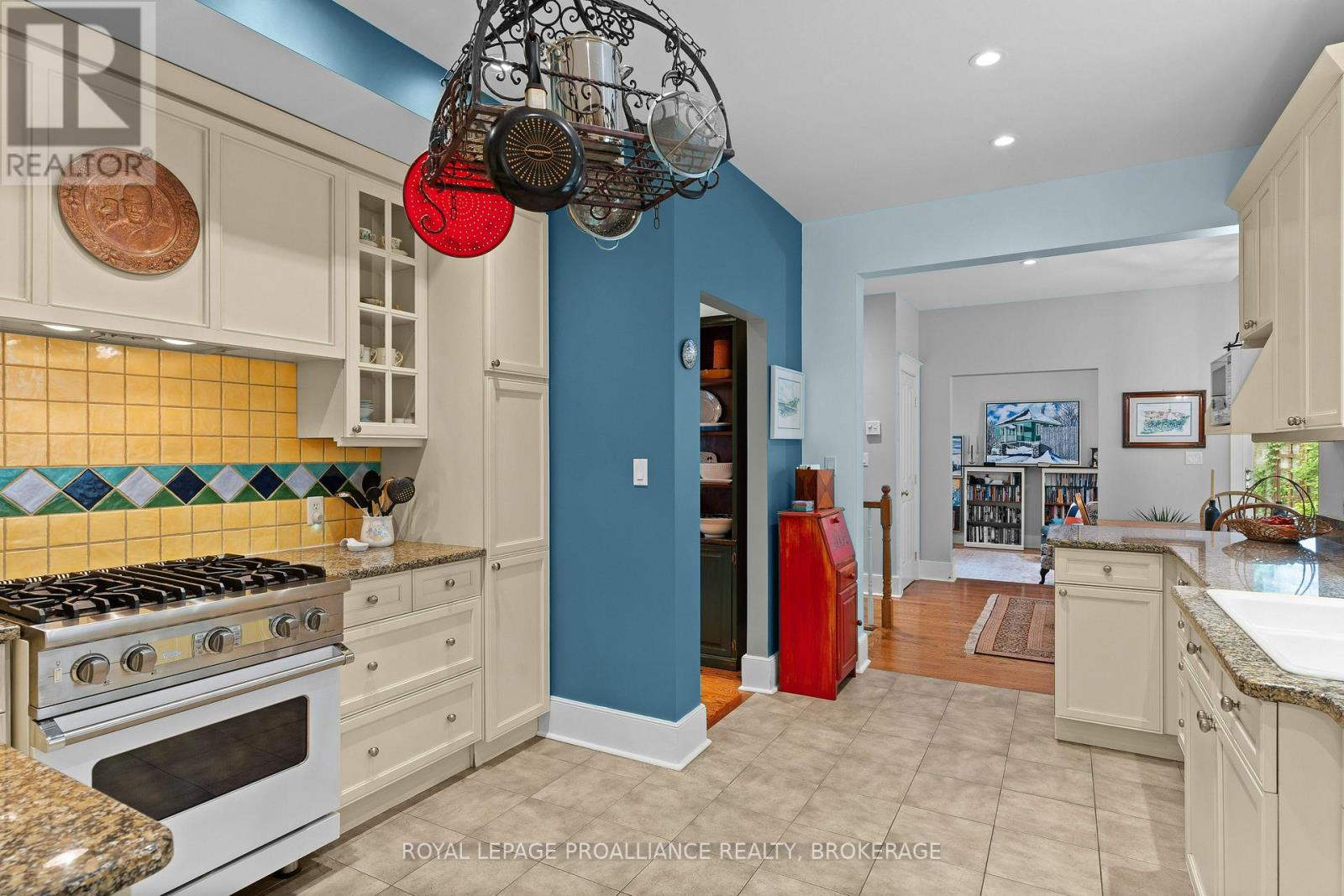 222 Green Bay Road, Kingston, Ontario  K7K 7C4 - Photo 18 - X12428058