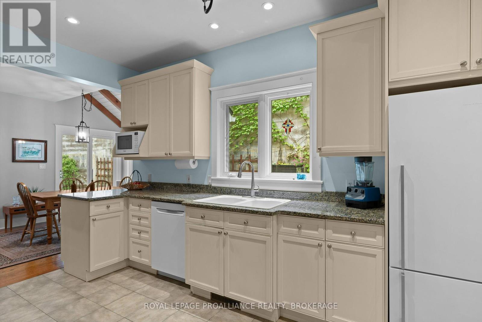 222 Green Bay Road, Kingston, Ontario  K7K 7C4 - Photo 19 - X12428058