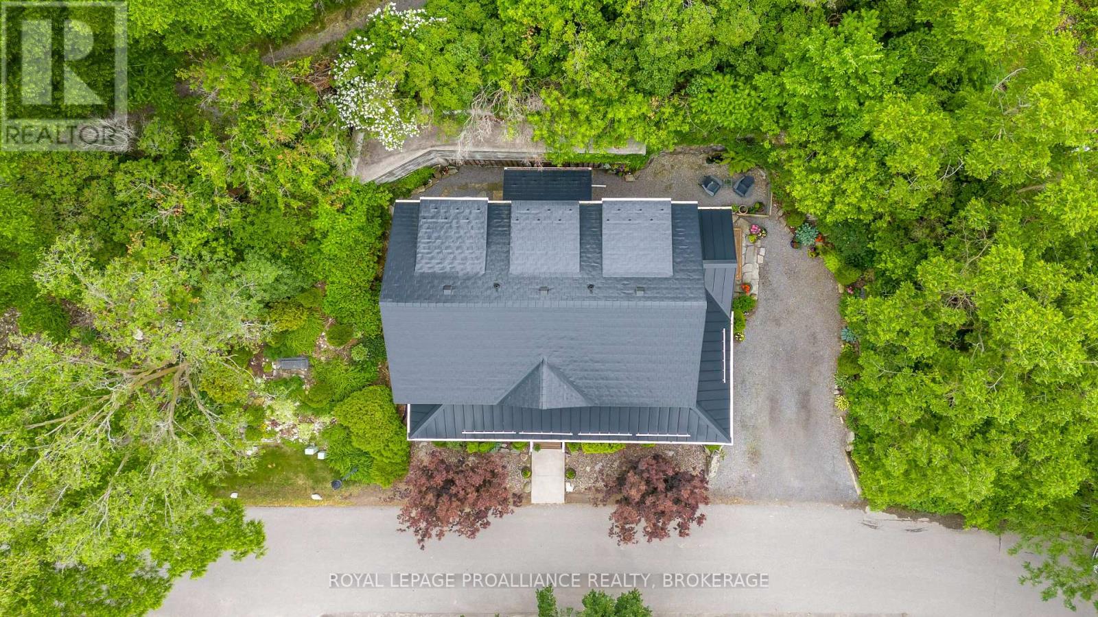 222 Green Bay Road, Kingston, Ontario  K7K 7C4 - Photo 5 - X12428058