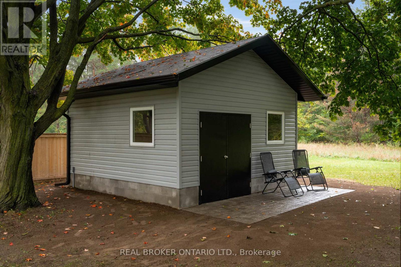 17 Locke Avenue, Clearview, Ontario  L0M 1S0 - Photo 34 - S12427999