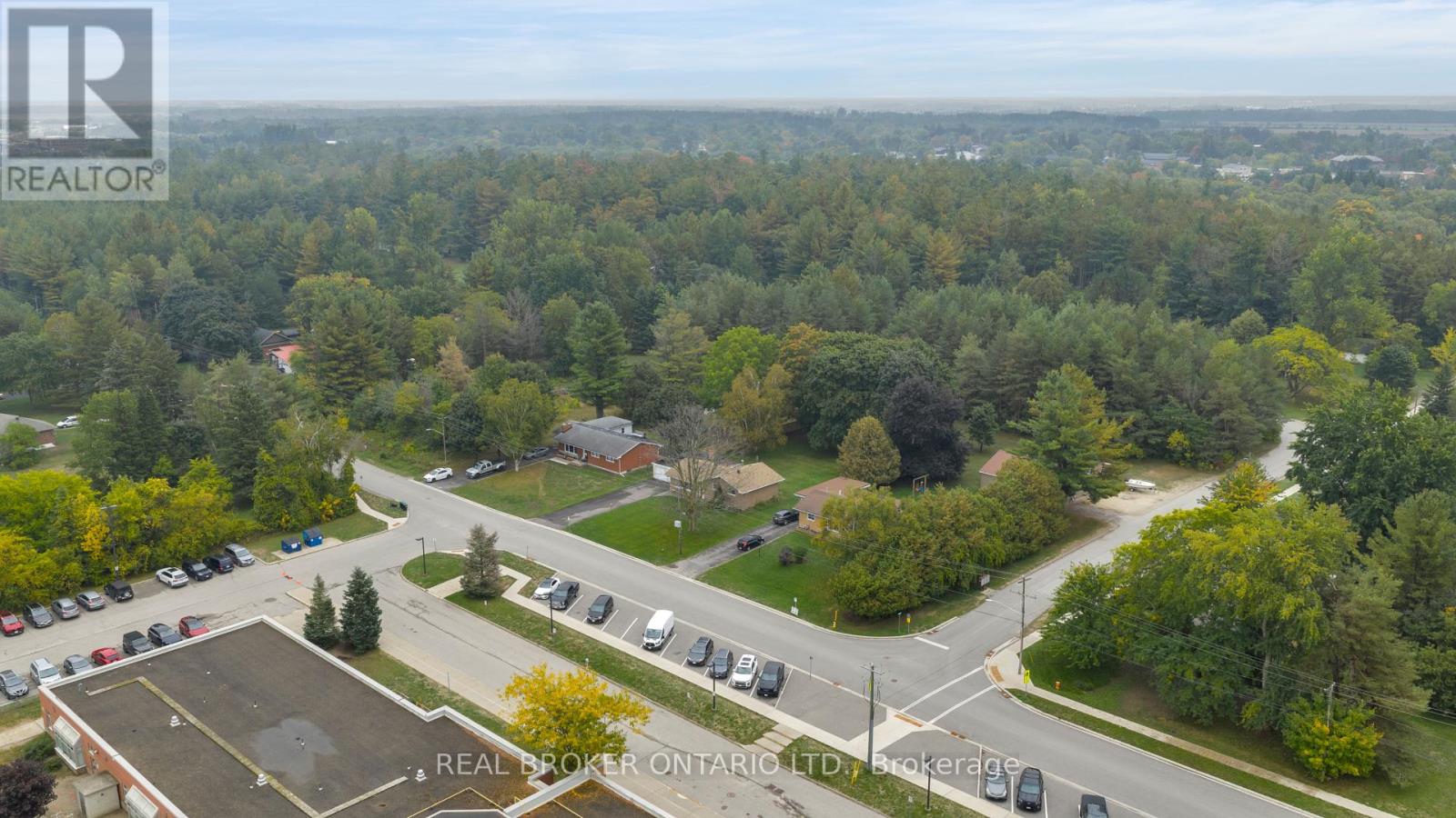 17 Locke Avenue, Clearview, Ontario  L0M 1S0 - Photo 40 - S12427999