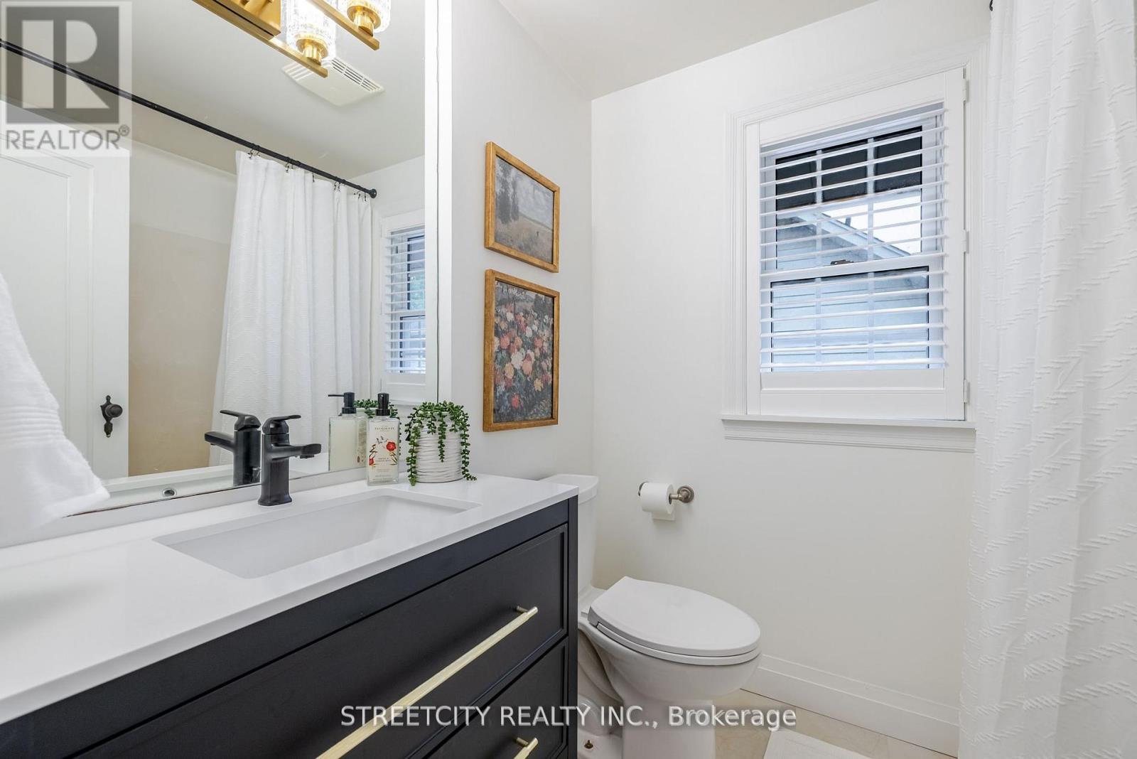 931 Waterloo Street, London East, Ontario  N6A 3X2 - Photo 29 - X12428028