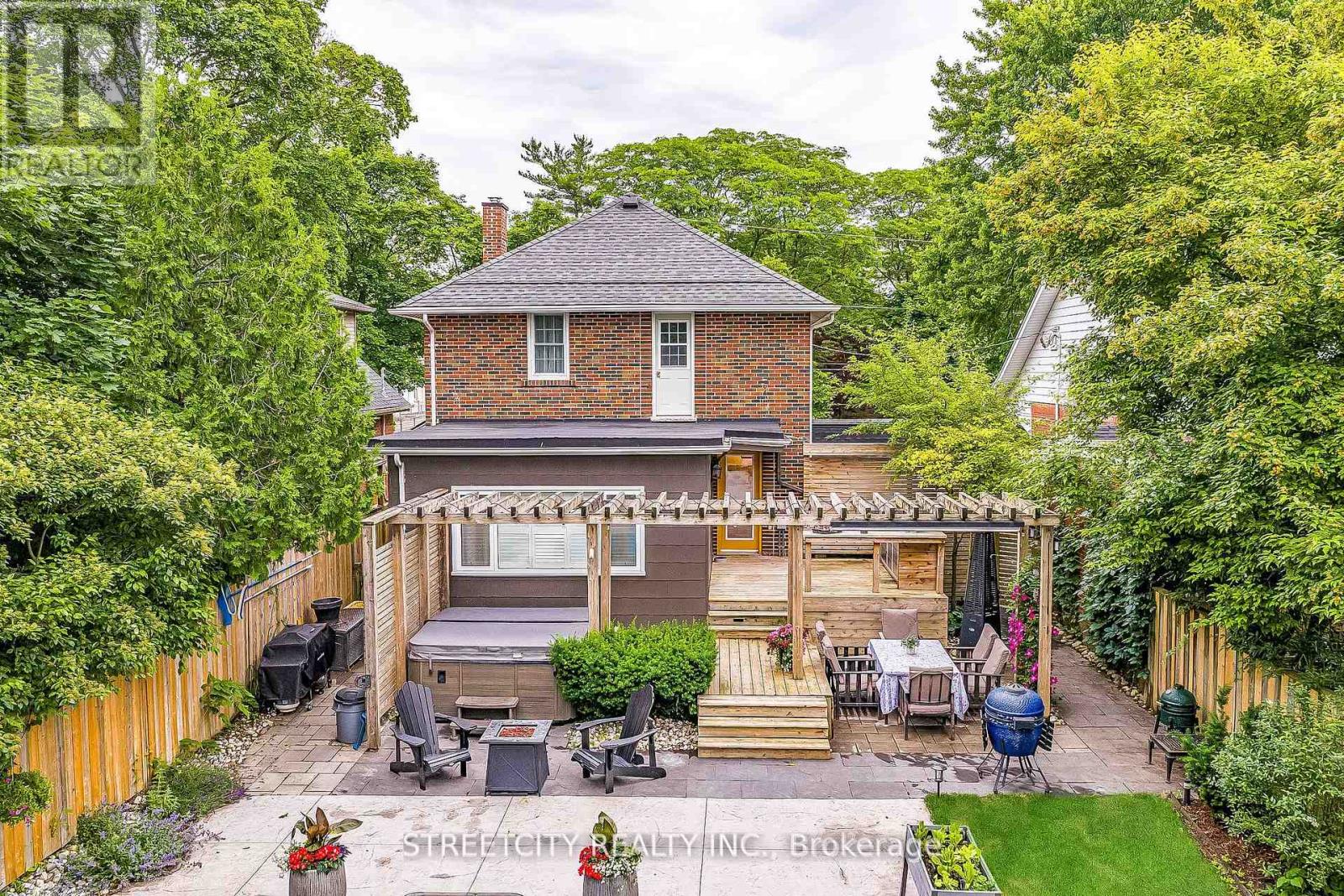 931 Waterloo Street, London East, Ontario  N6A 3X2 - Photo 46 - X12428028