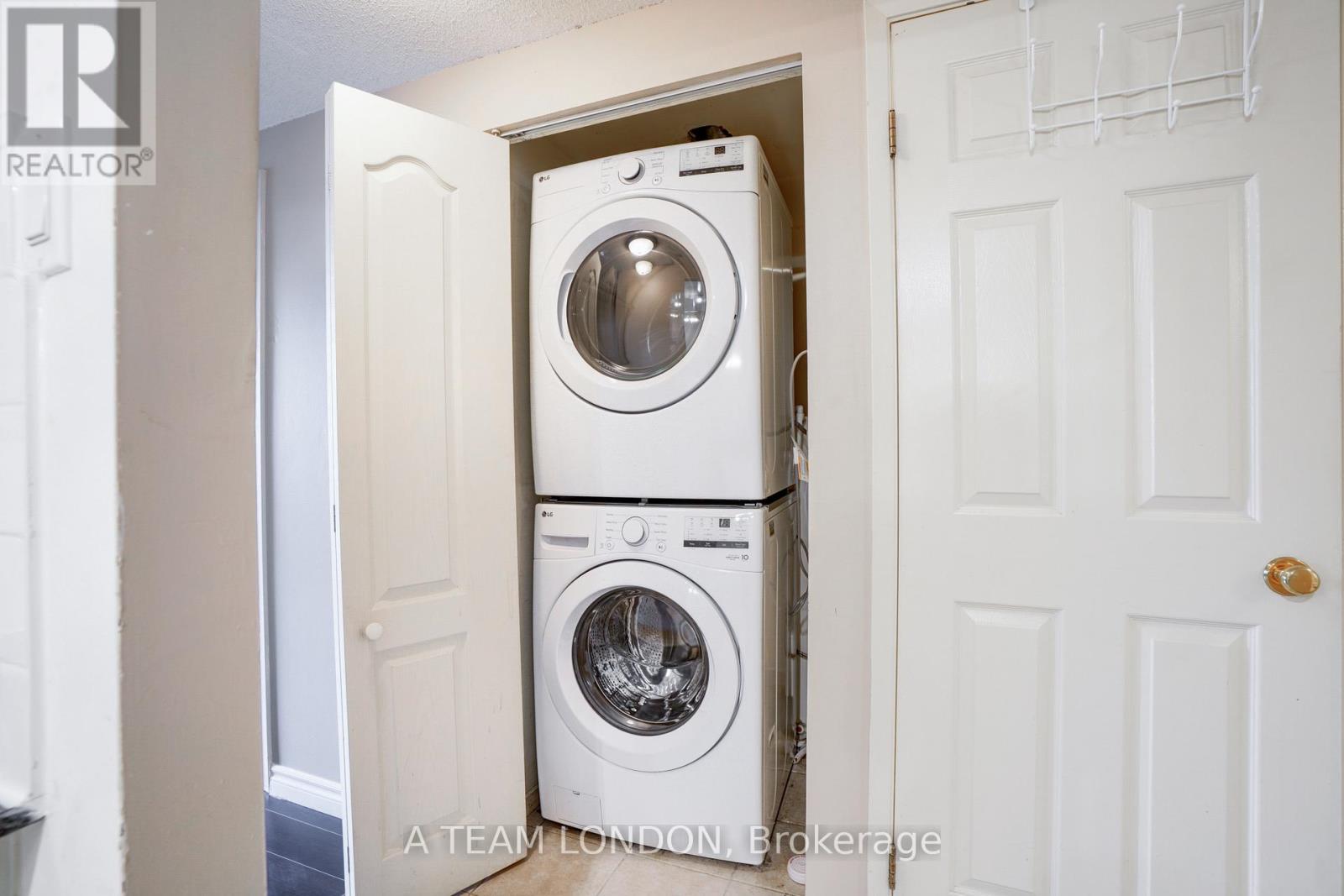 407 - 155 Kent Street, London East, Ontario  N6A 5N7 - Photo 15 - X12428045