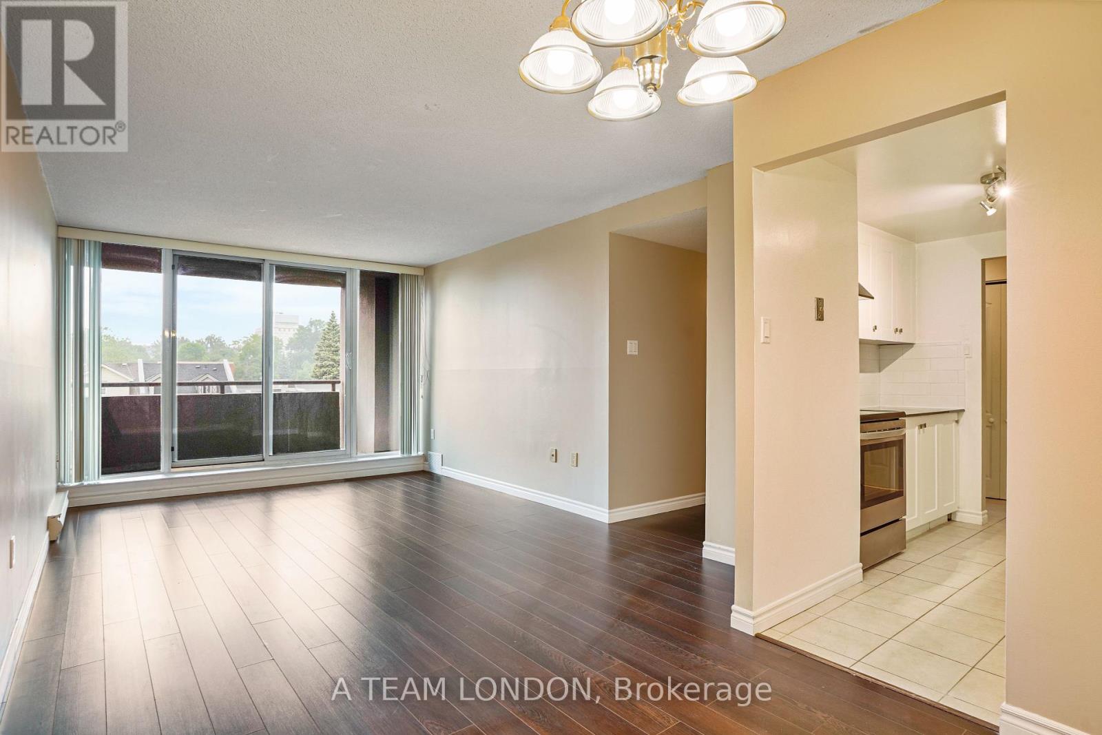 407 - 155 Kent Street, London East, Ontario  N6A 5N7 - Photo 18 - X12428045