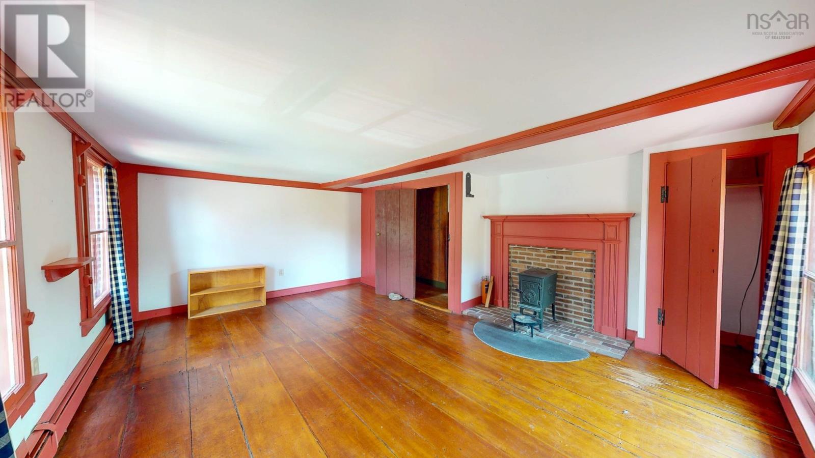 654 Main Street, Wolfville, Nova Scotia  B4P 1E8 - Photo 25 - 202524408