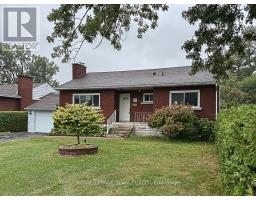 70 CROWNHILL STREET, Ottawa, Ontario