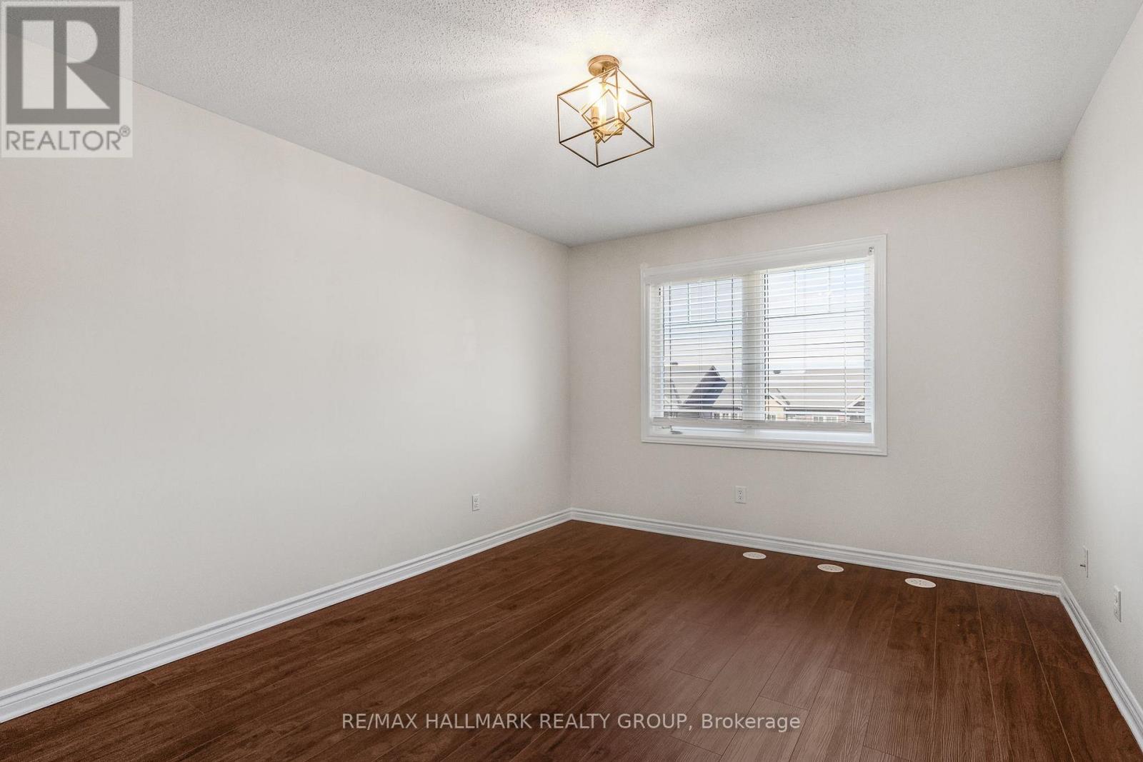 110 Sunshine Crescent, Ottawa, Ontario  K4A 0V3 - Photo 24 - X12428038