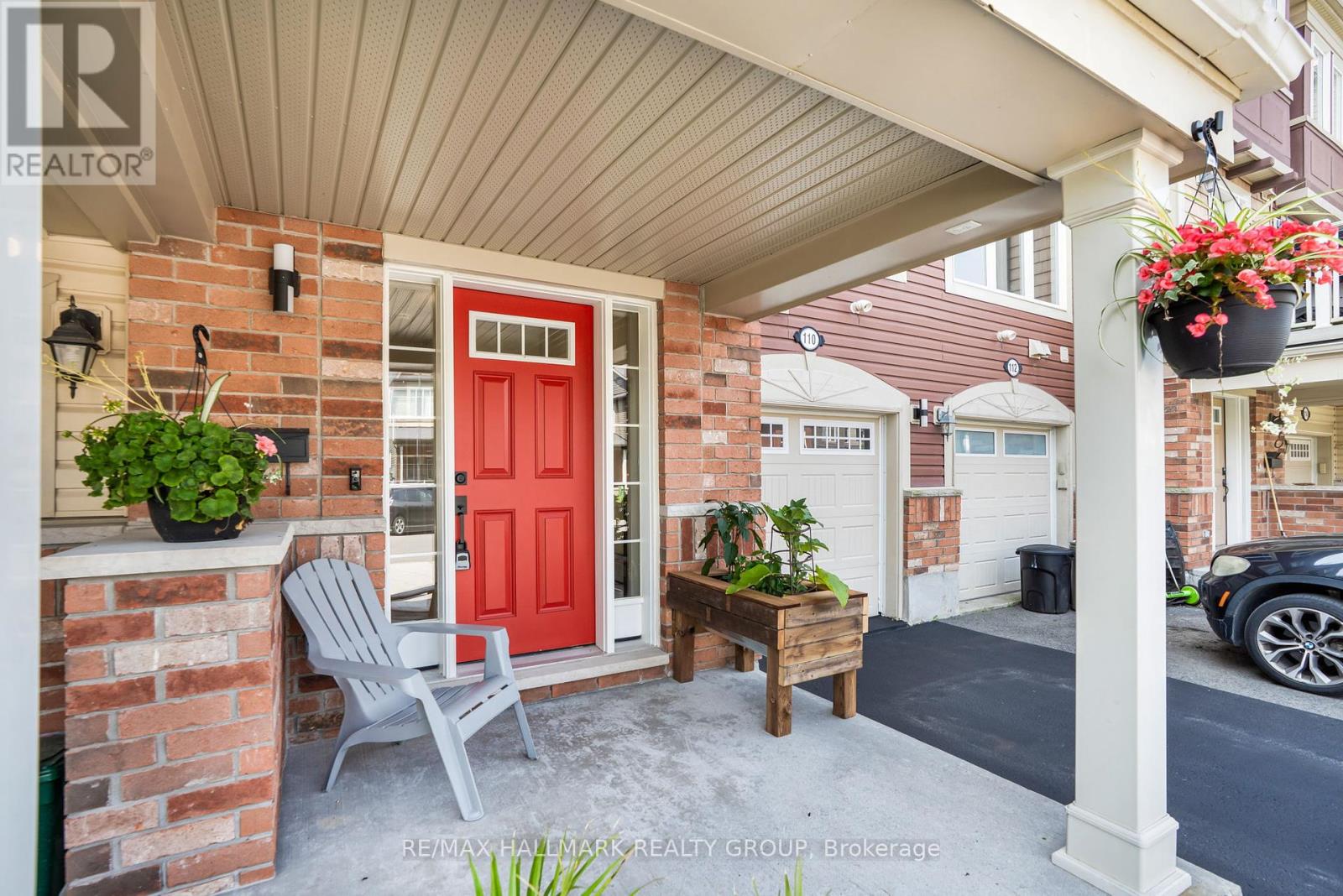110 Sunshine Crescent, Ottawa, Ontario  K4A 0V3 - Photo 3 - X12428038