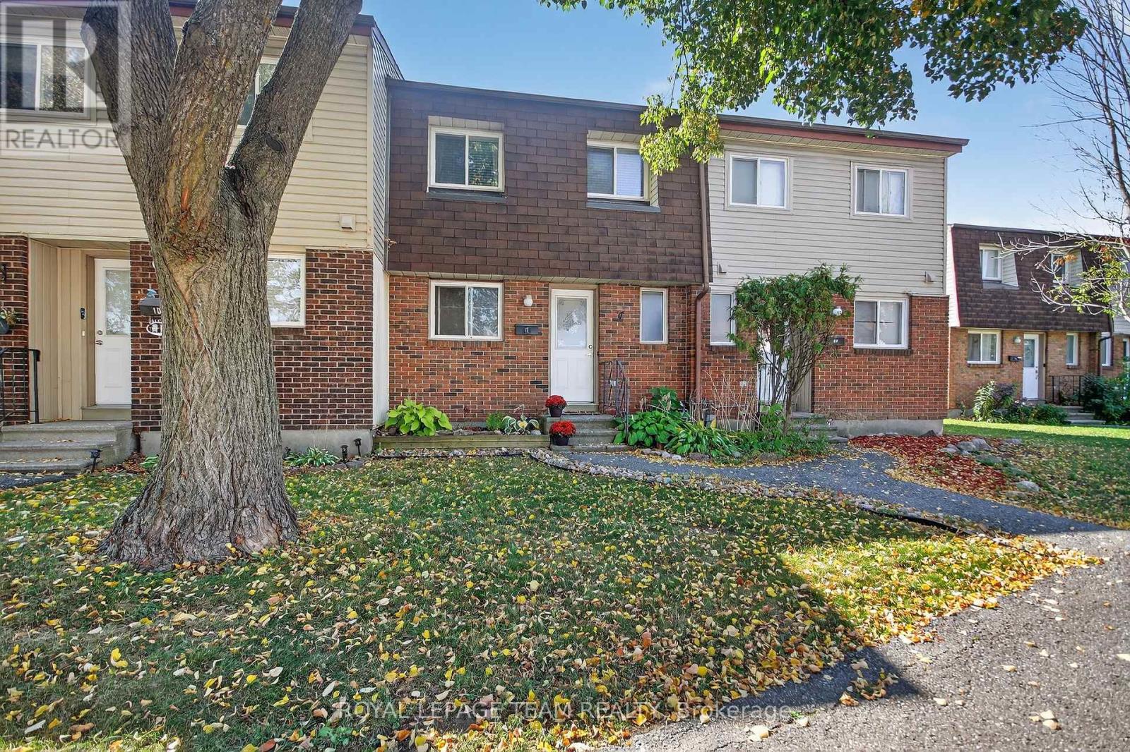 1E SEYTON DRIVE, Ottawa, Ontario