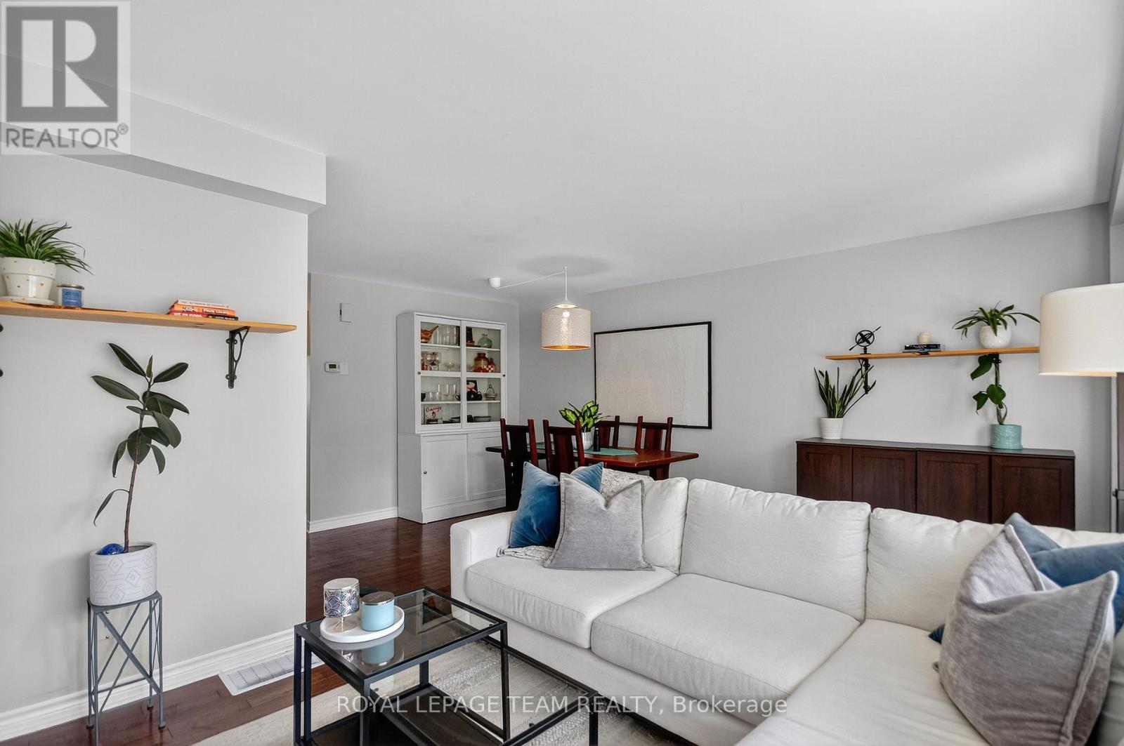 1e Seyton Drive, Ottawa, Ontario  K2H 8Y5 - Photo 11 - X12428041
