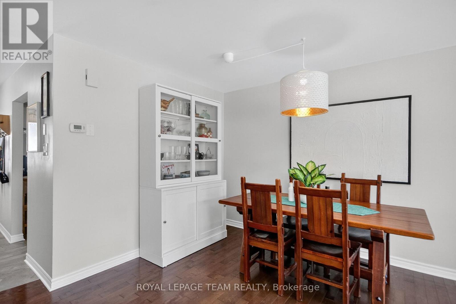 1e Seyton Drive, Ottawa, Ontario  K2H 8Y5 - Photo 16 - X12428041