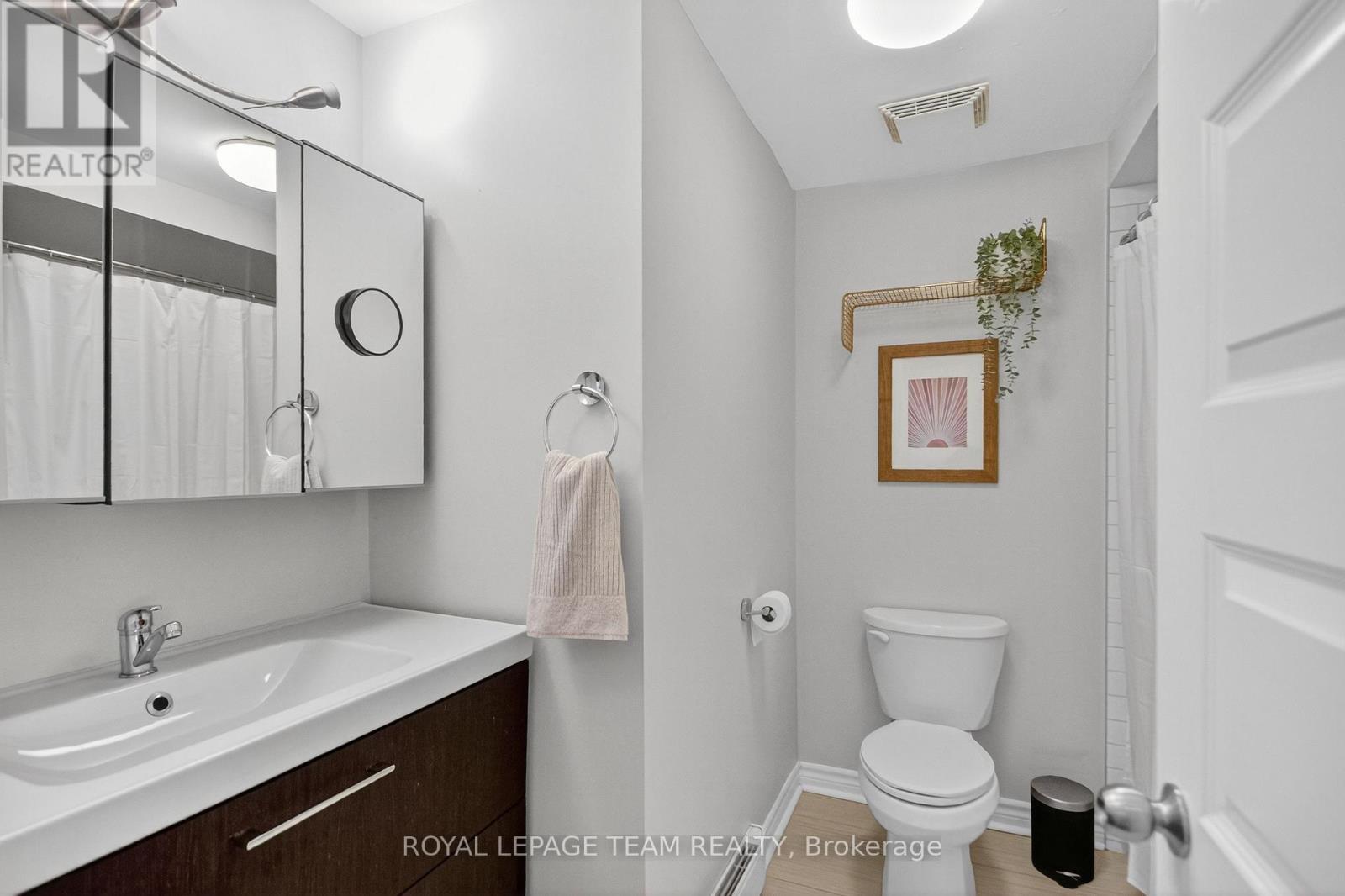 1e Seyton Drive, Ottawa, Ontario  K2H 8Y5 - Photo 31 - X12428041