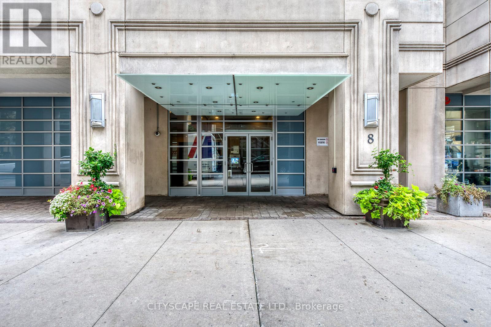 302 - 8 SCOLLARD STREET, Toronto, Ontario
