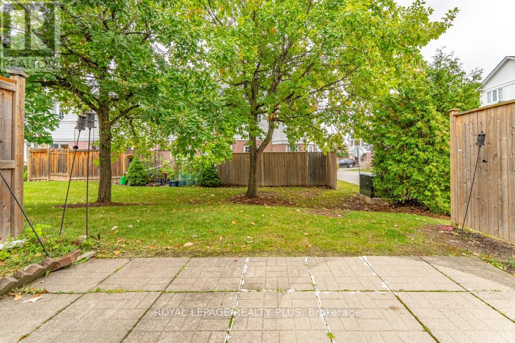 69 - 6830 Meadowvale Town Centre, Mississauga, Ontario  L5N 7T5 - Photo 29 - W12427409