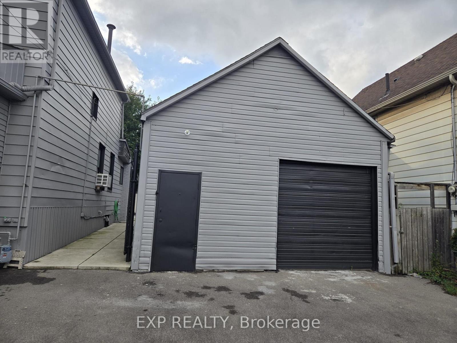 23 Lyndhurst Street, Hamilton, Ontario  L8L 7G9 - Photo 47 - X12426054