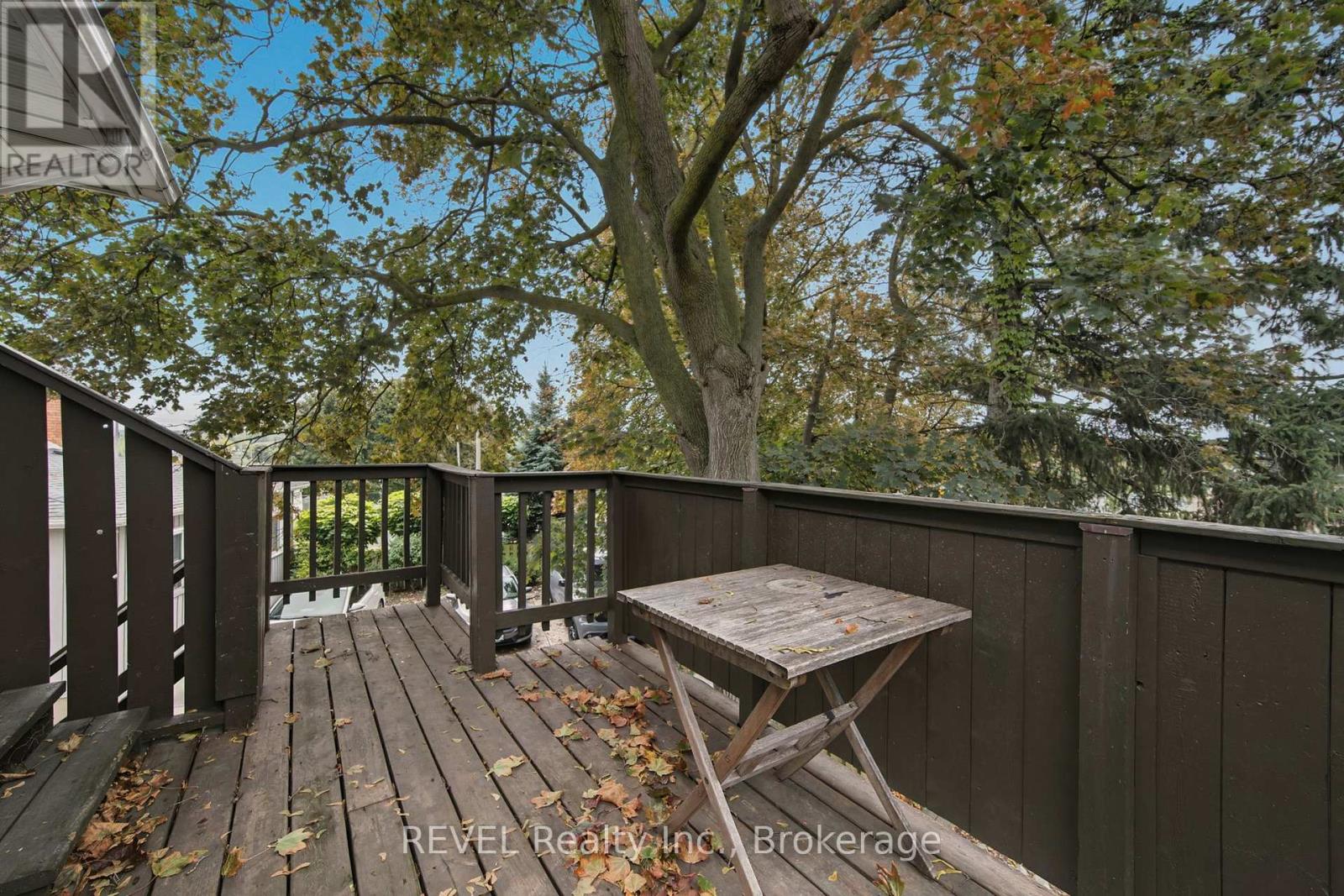 14 Bond Street, St. Catharines, Ontario  L2R 4Z2 - Photo 22 - X12428011