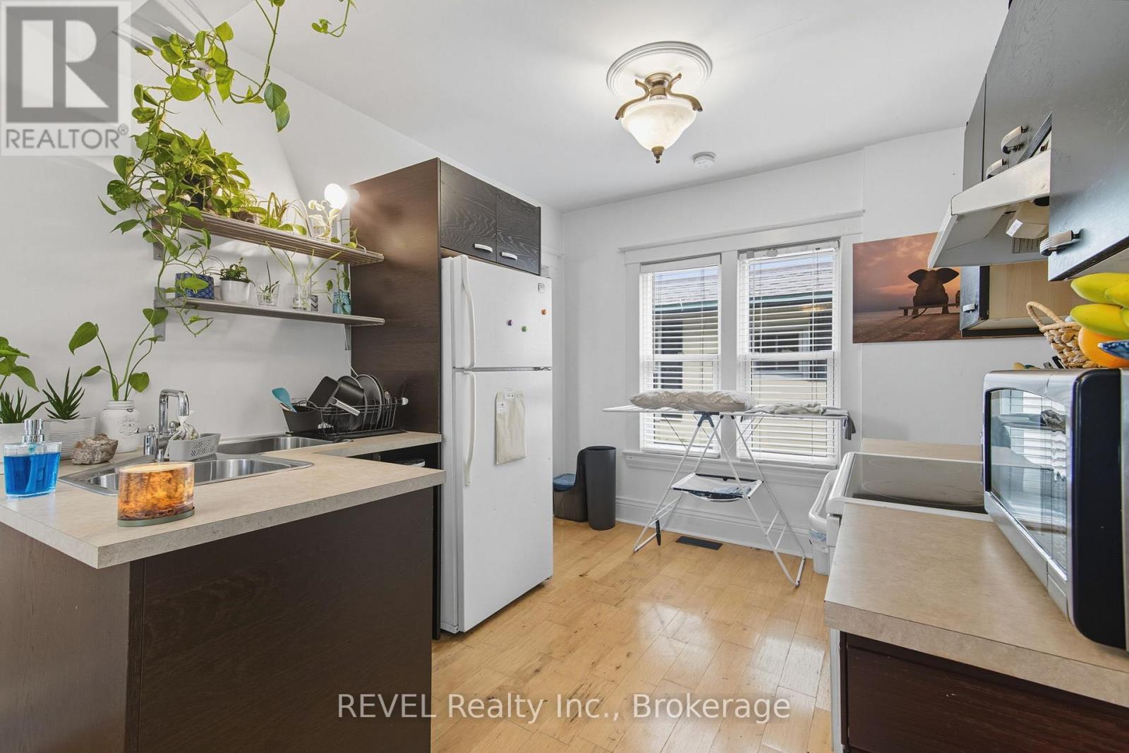 14 Bond Street, St. Catharines, Ontario  L2R 4Z2 - Photo 28 - X12428011