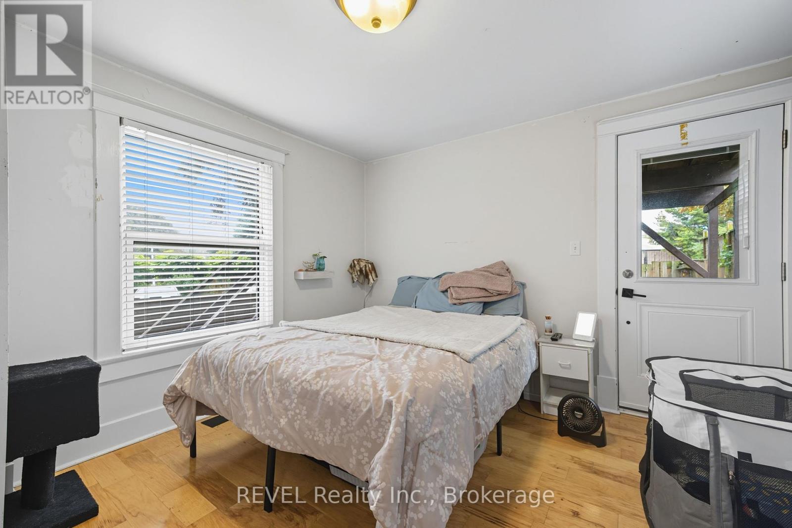 14 Bond Street, St. Catharines, Ontario  L2R 4Z2 - Photo 35 - X12428011